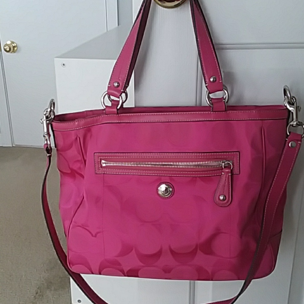 Coach Signature Collection Classic